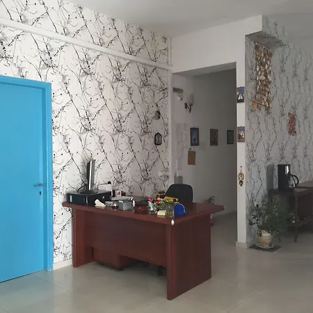 Hermes 2* Páros